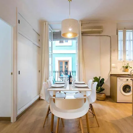 Old Town & Holirent アパート *